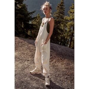 Free People FP Movement Hot Shot Jumpsuit Oatmeal‎ Beige Medium Onesie Relaxed